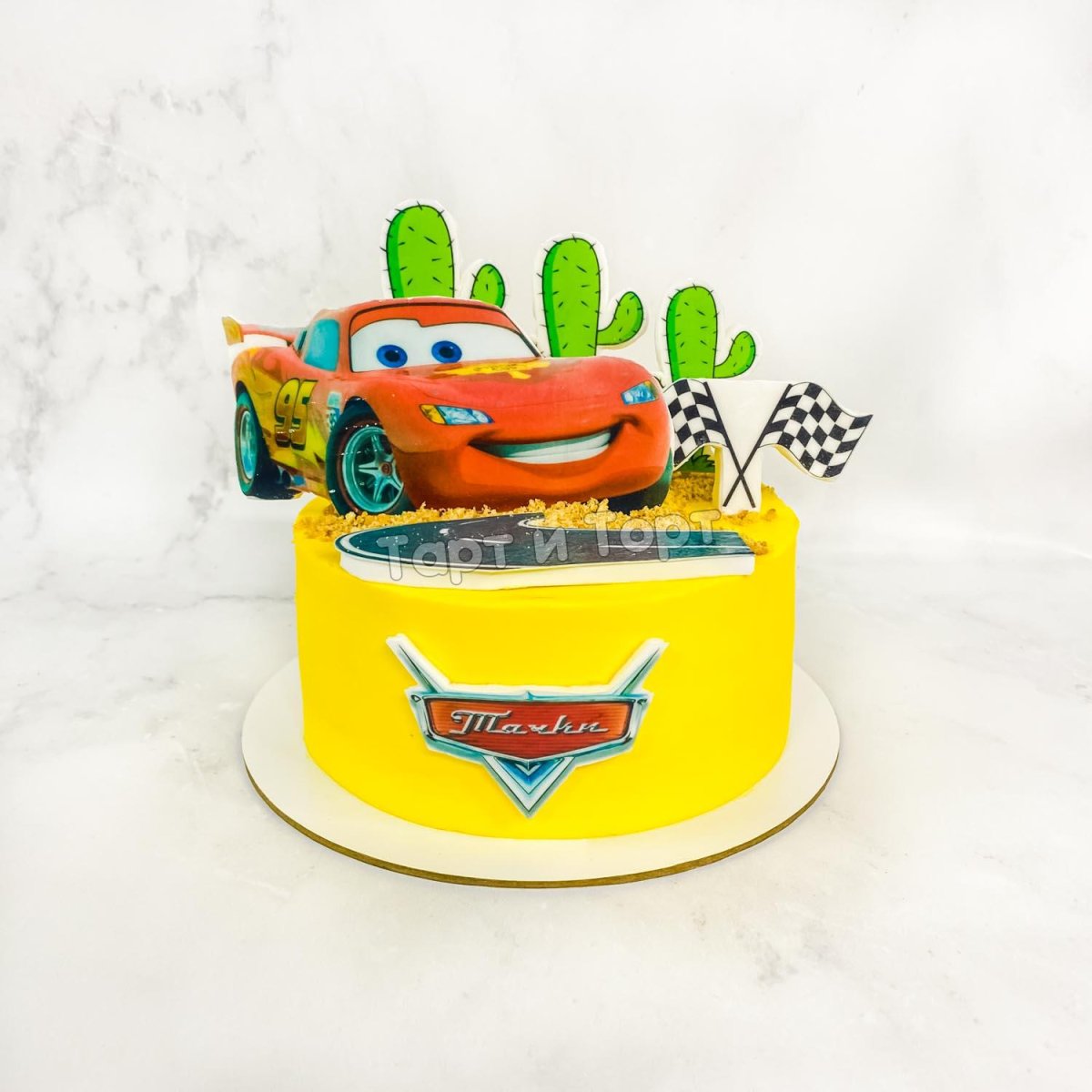 Торт Lightning MCQUEEN