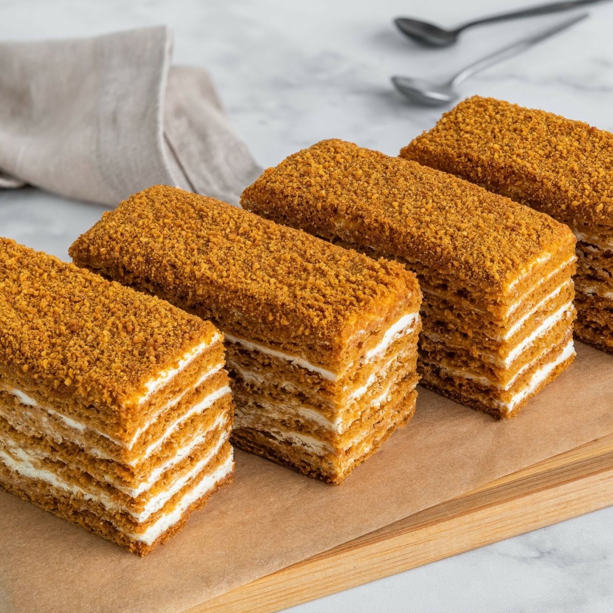 Мини медовые пироженки