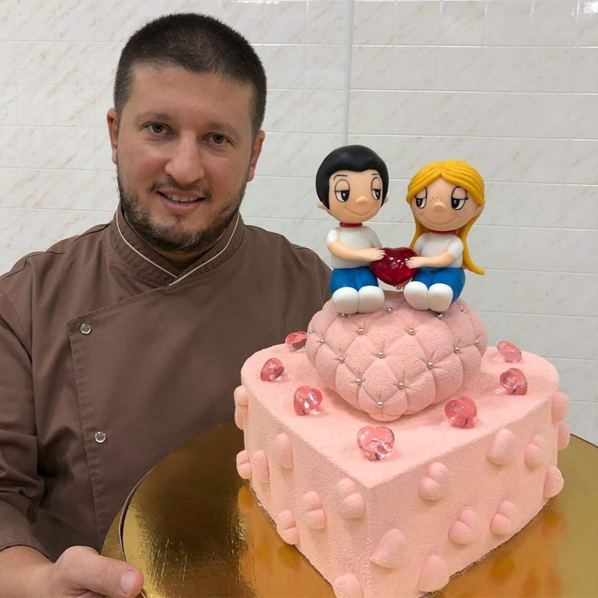 Торт с силуэтами семьи