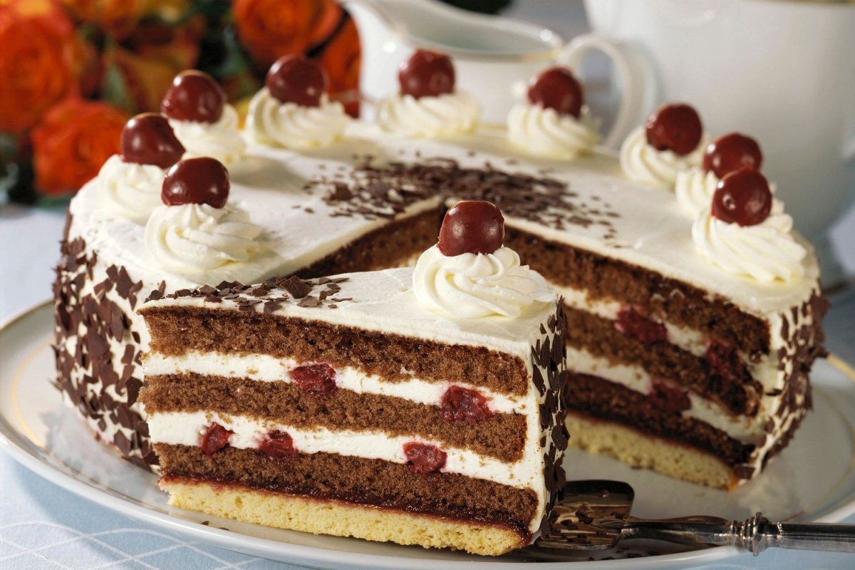 Шварцвальдский вишневый торт Schwarzwälder Kirschtorte