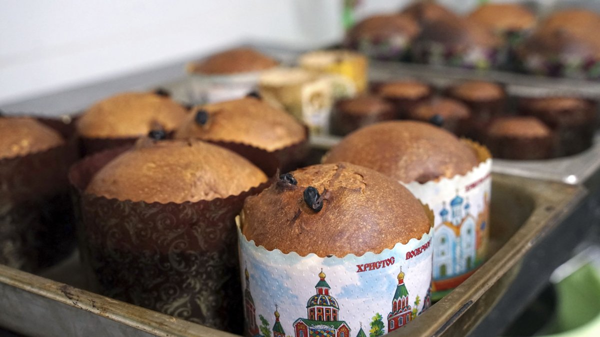 Самовар и куличи