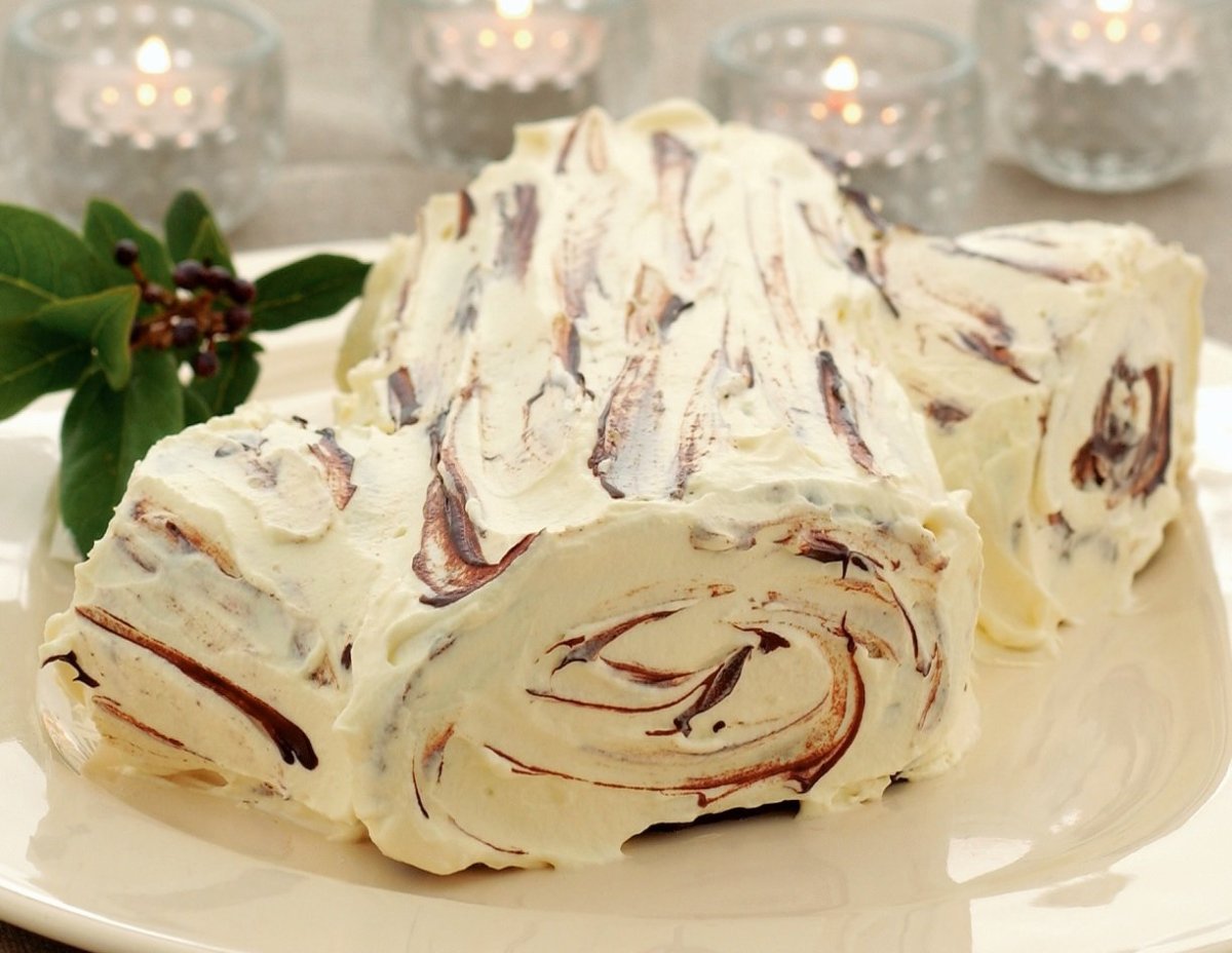 Рождественское полено Буш де Ноэль (Buche de noel)