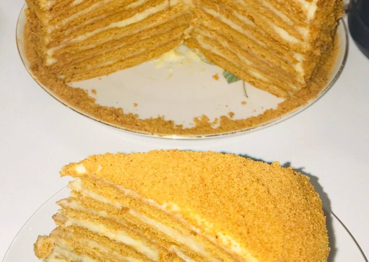Медовый торт с кремом чиз
