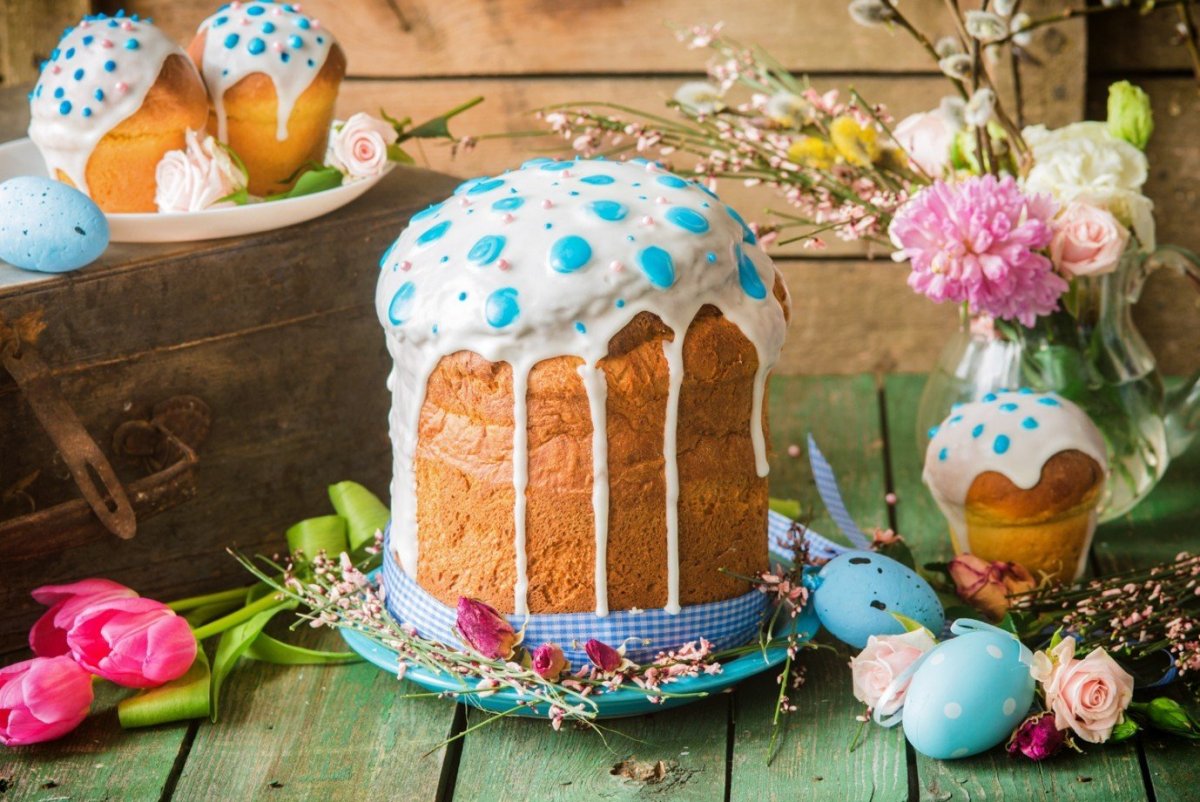 Праздничный кулич