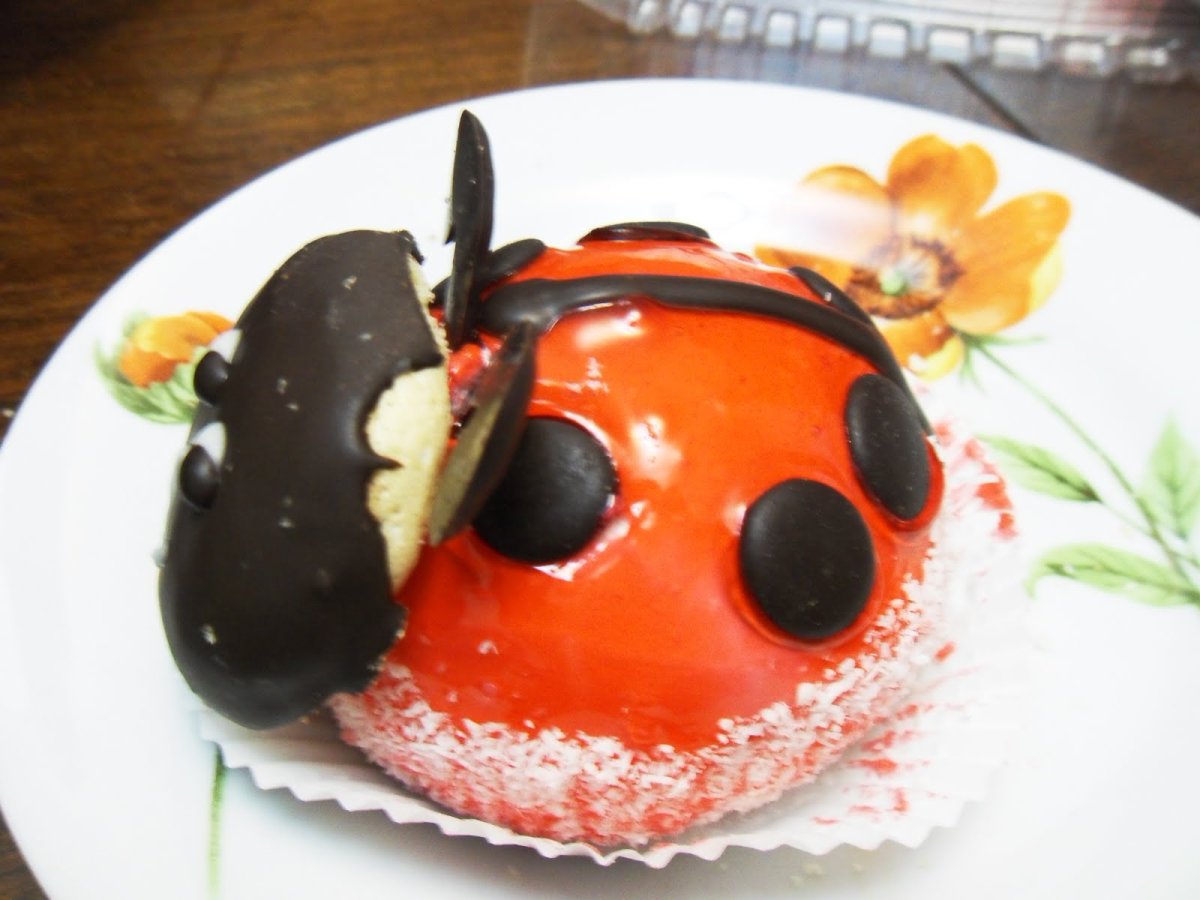 Коровка пирожные