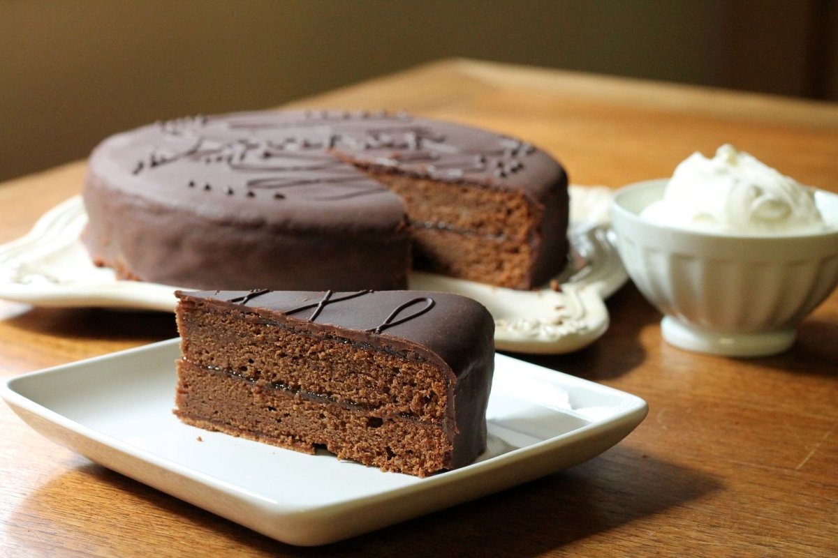 Sacher Cake