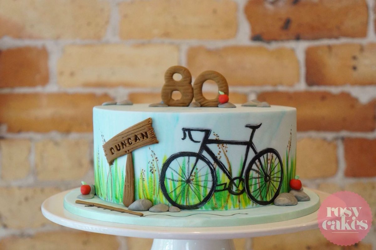 Торт с велосипедом