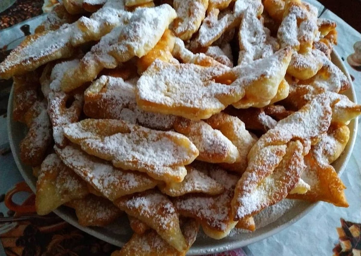 Хворост лисички