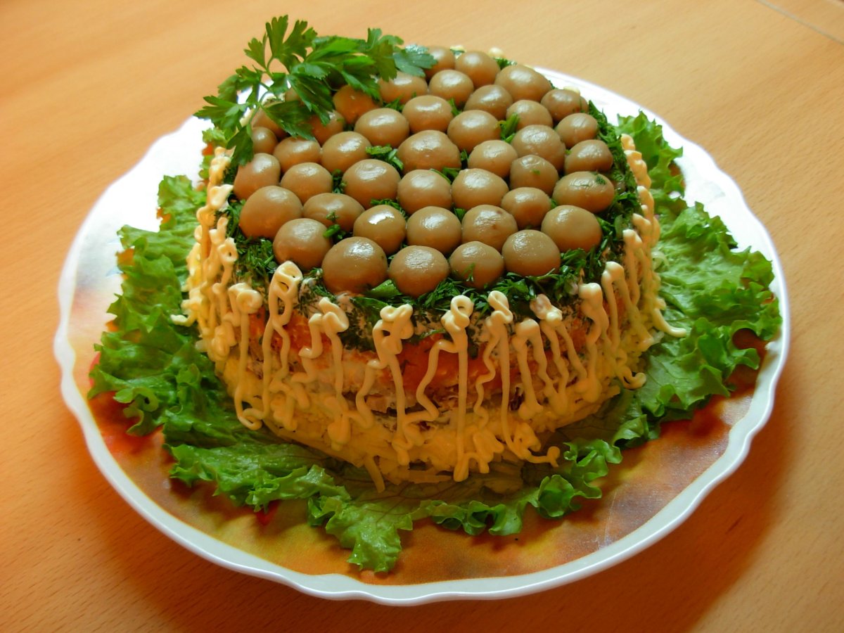 Торт салат с шампиньонами
