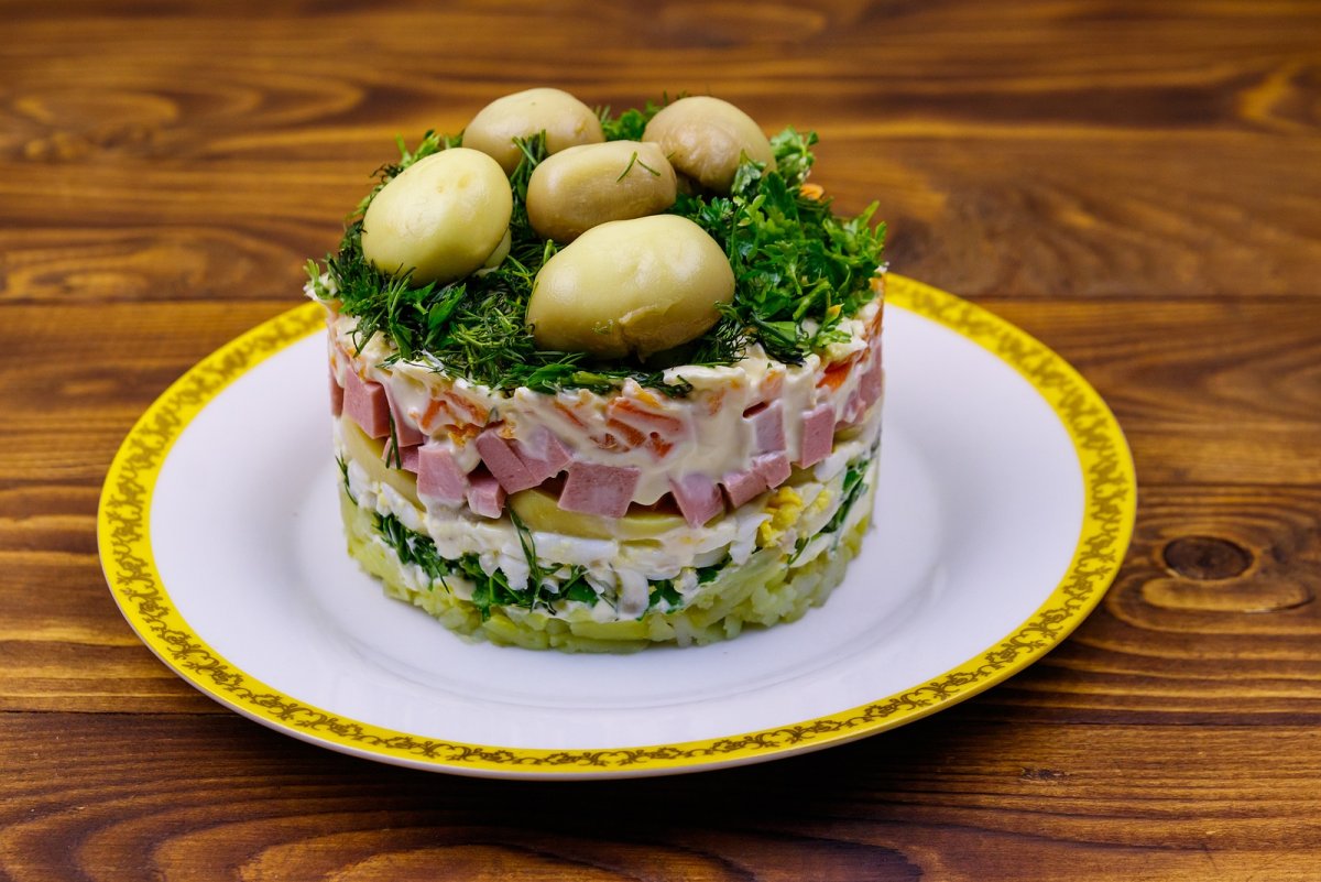 Торт Поляна с ежиками