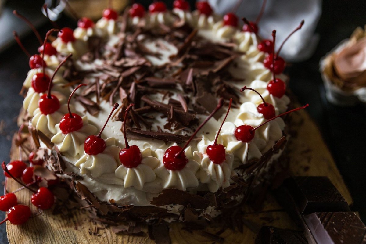 Торт "чёрный лес" (Black Forest Cake)
