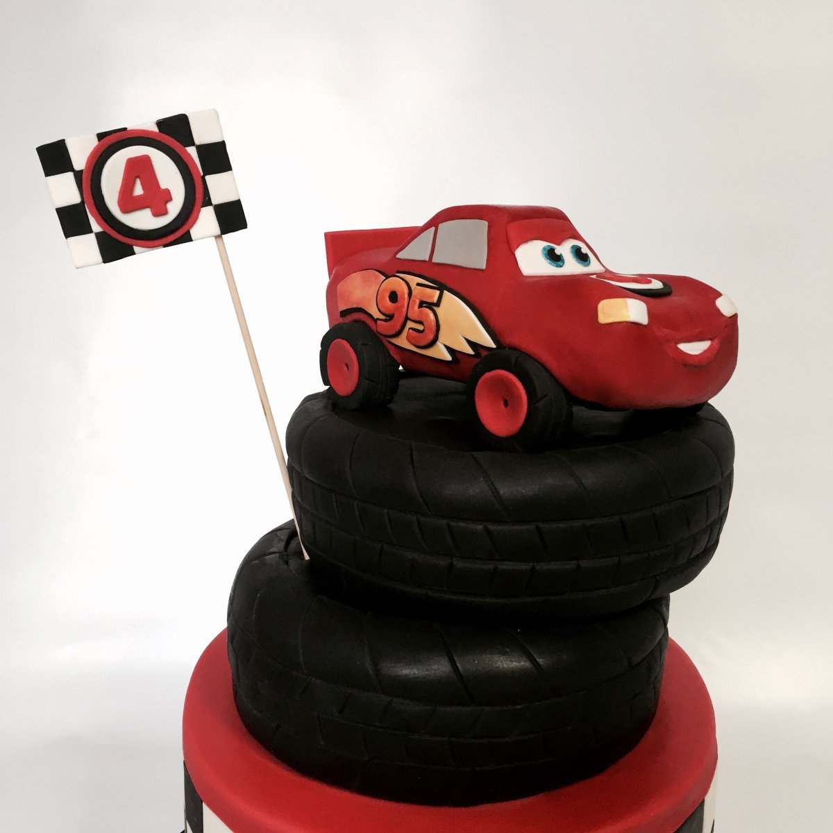 Cake Lightning MCQUEEN