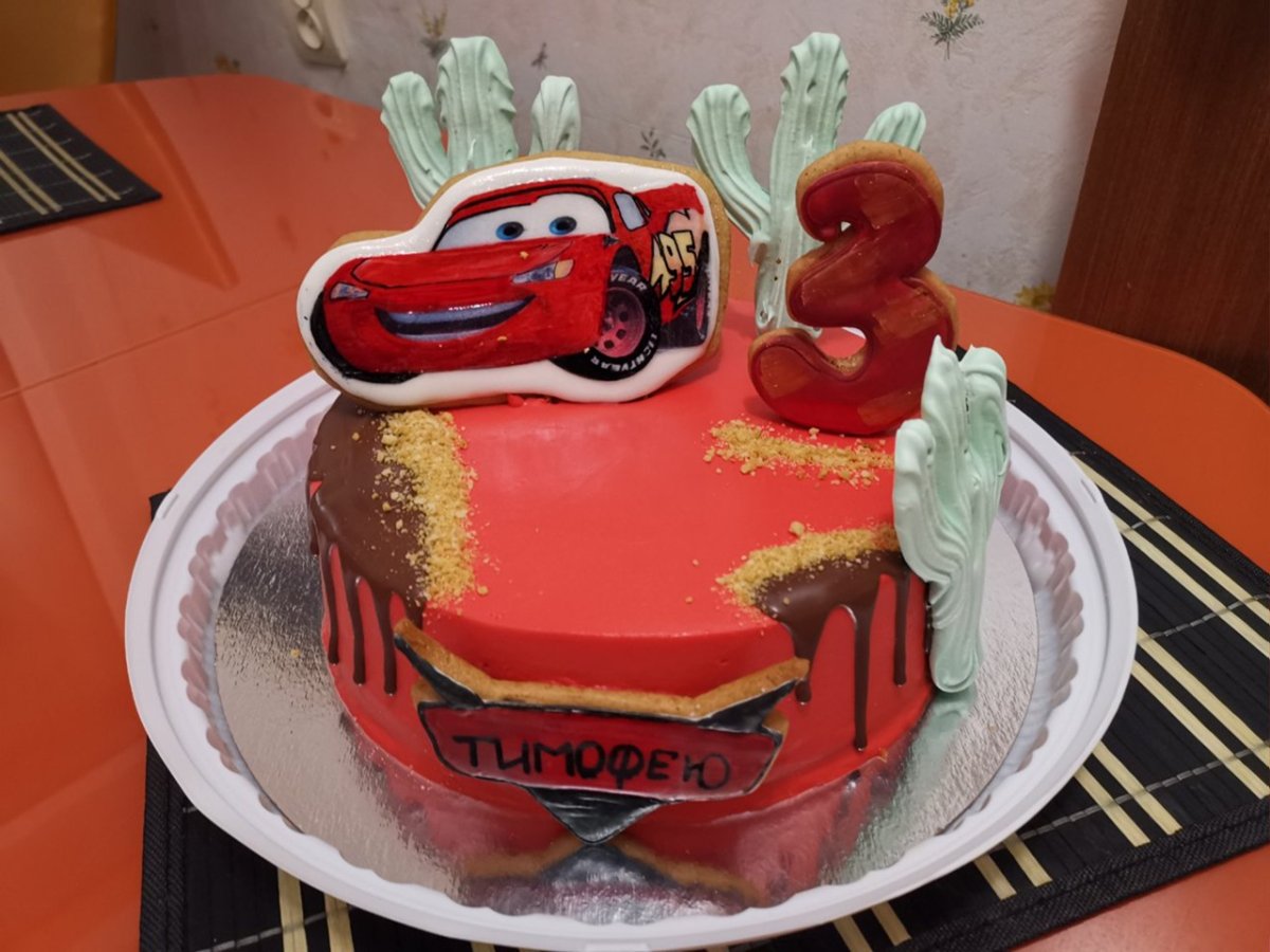 Торт Тачки молния Маквин