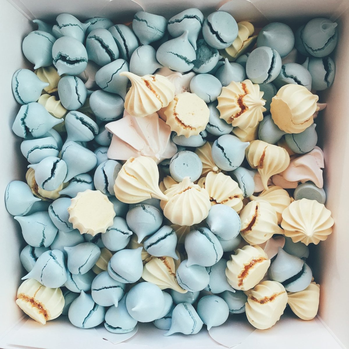Украшения из безе