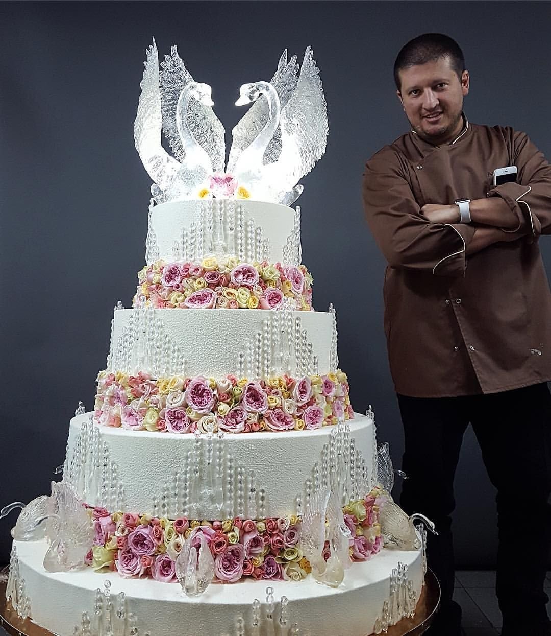 Свадебный торт Агзамова