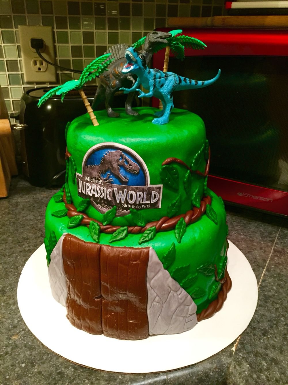 Торт LEGO Jurassic World
