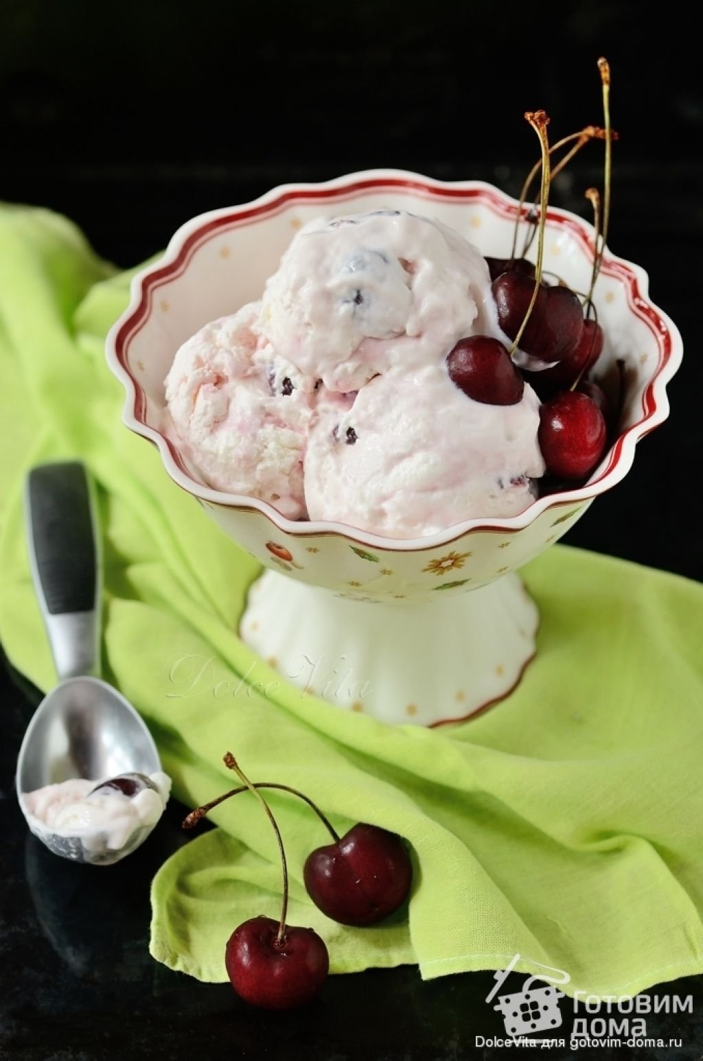 Мороженое вишня Фаббри