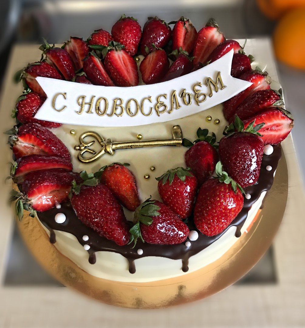 Торт в форме ключа