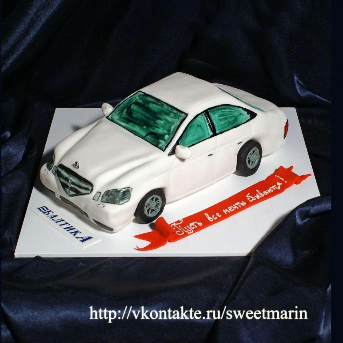 Торт машинка из крема