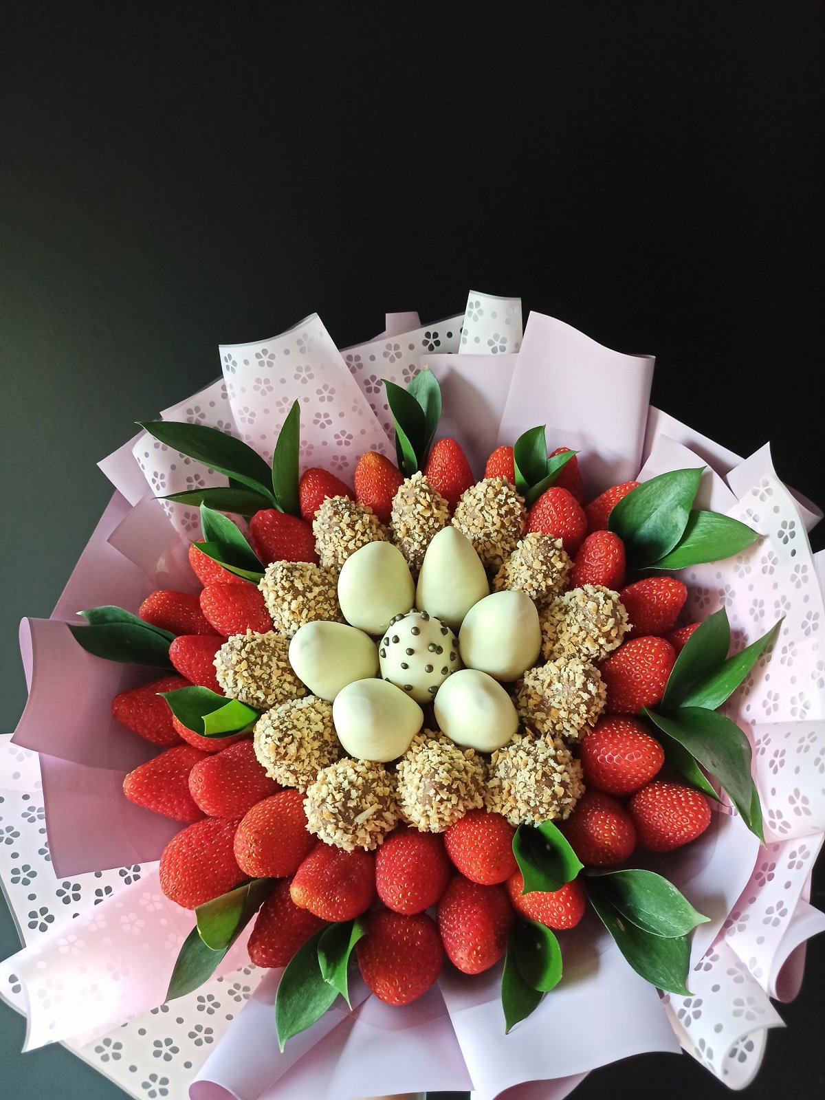 Корзина с фруктами