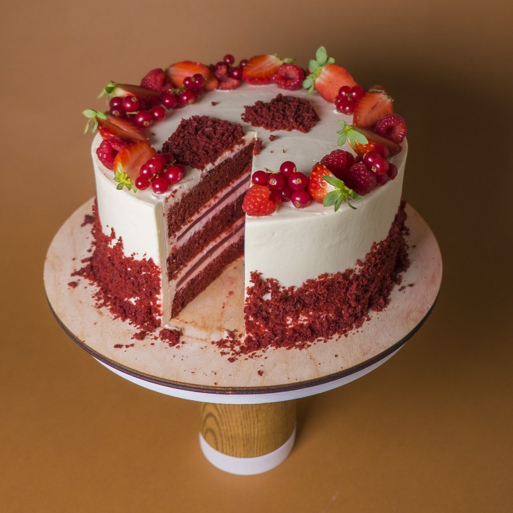 Торта "красный бархат" (Red Velvet).