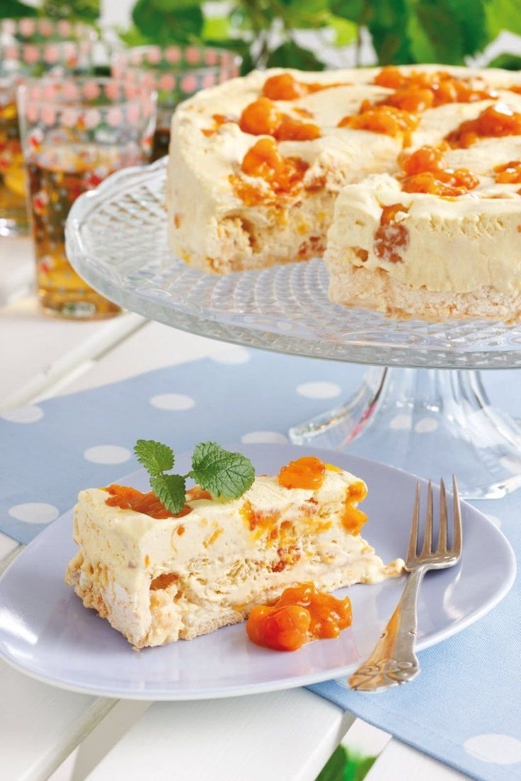 Десерт из морошки