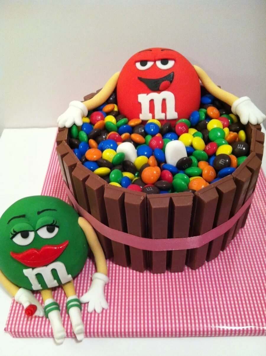 Торт m&m