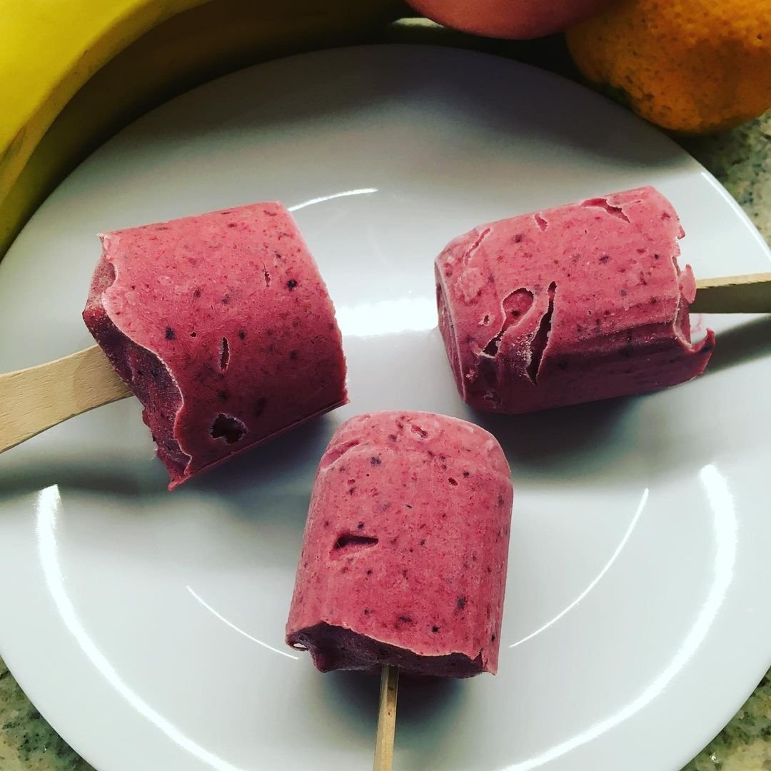 Банановый пломбир мороженое