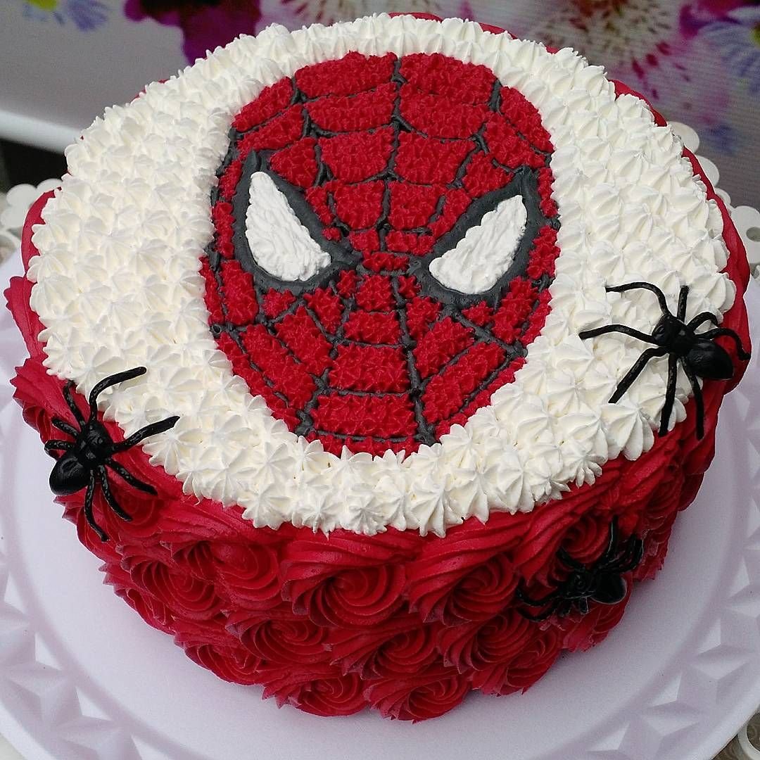 Торт человек паук из крема