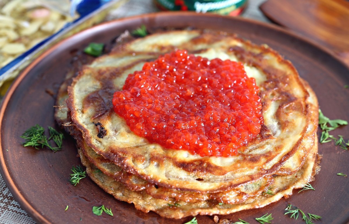 Блинчики с икрой Масленица