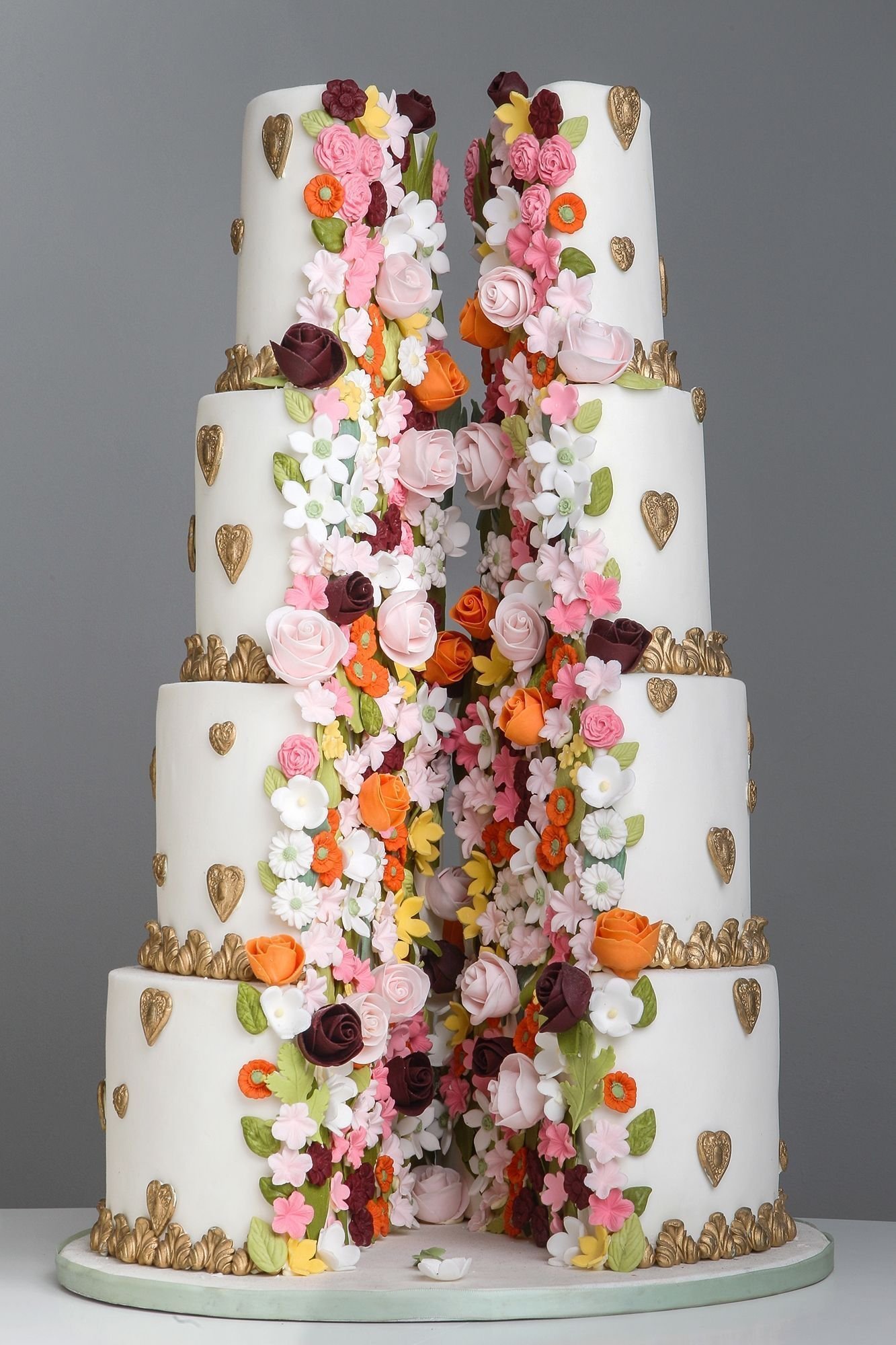 Фото современных тортов. Красивые торты. Модные Свадебные торты. Шикарный свадебный торт. Необычный свадебный торт.