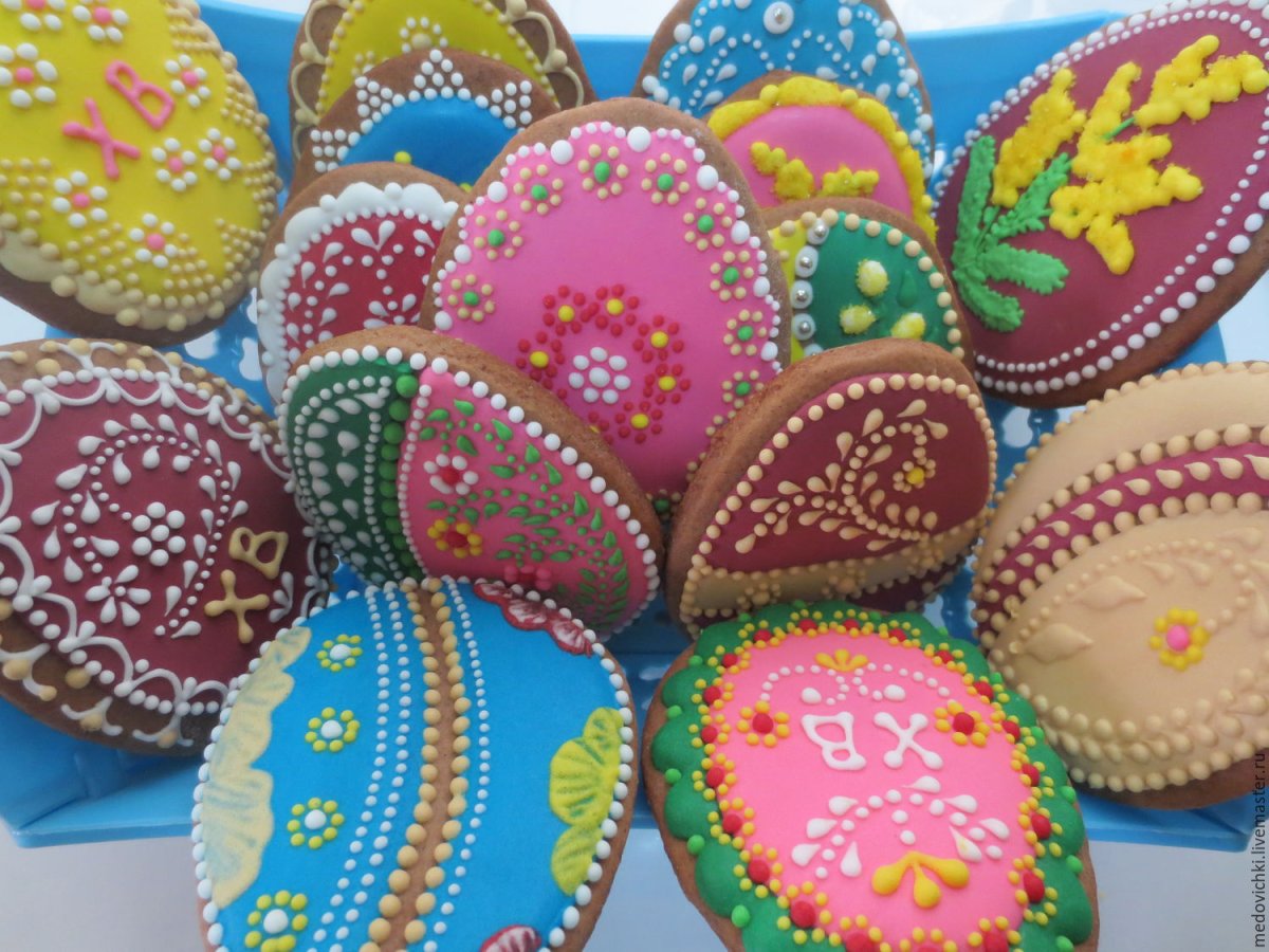 Расписные пряники на Пасху