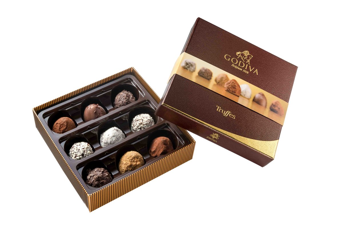 Набор конфет Godiva "Сигнатюр" 9 трюфелей 125 г