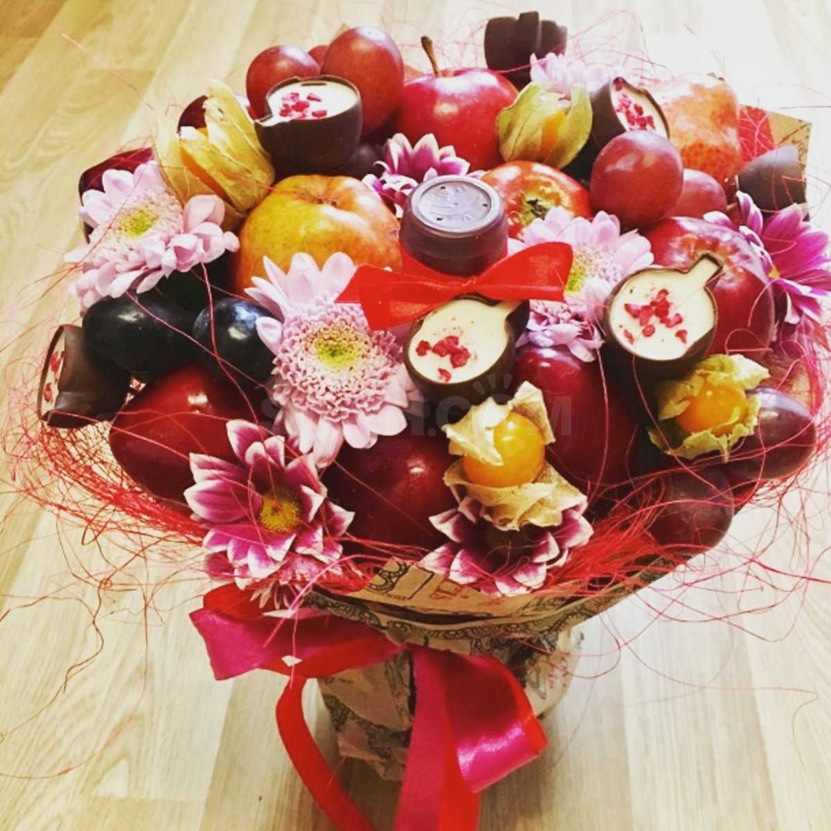 Букет из сухофруктов и конфет