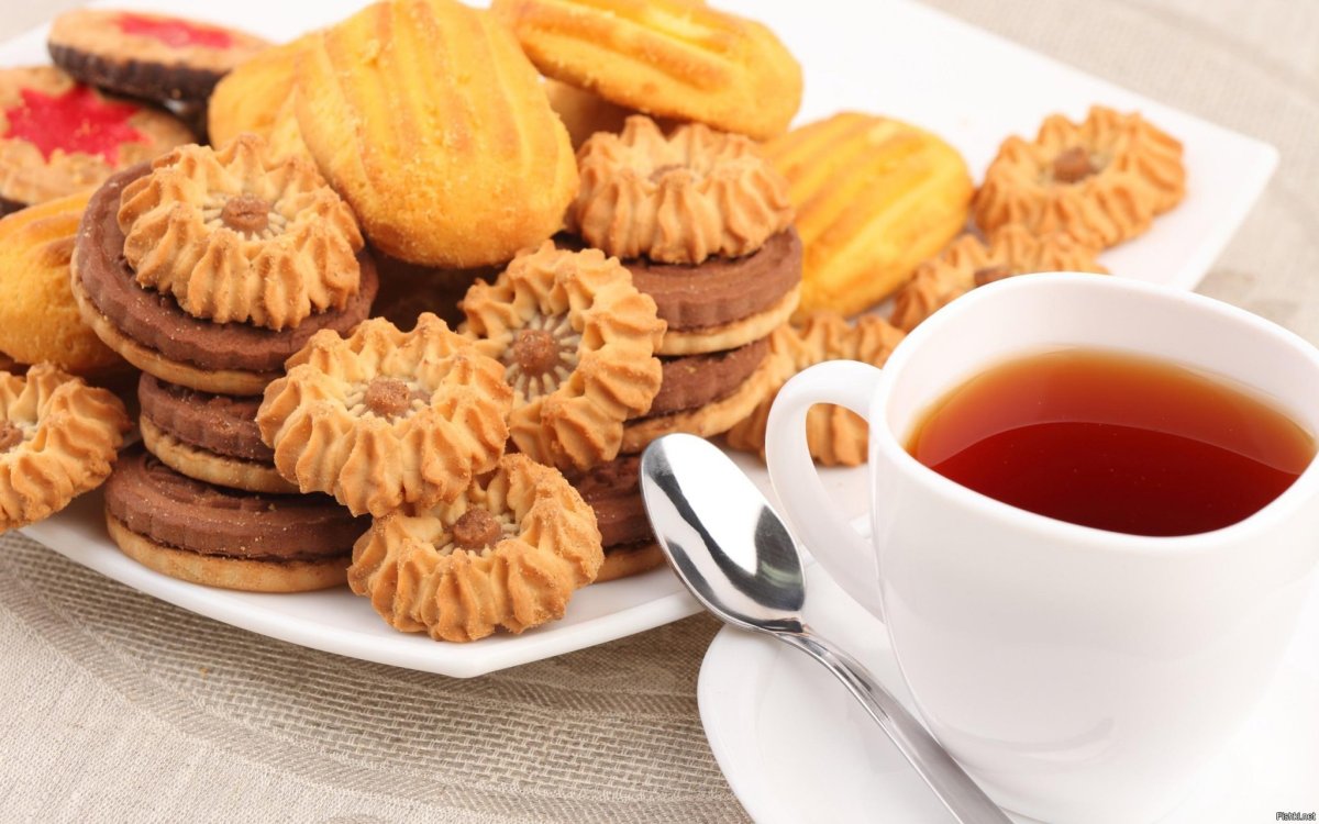 Чай с печеньками