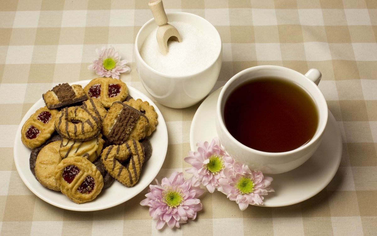 Щай с пещеньками