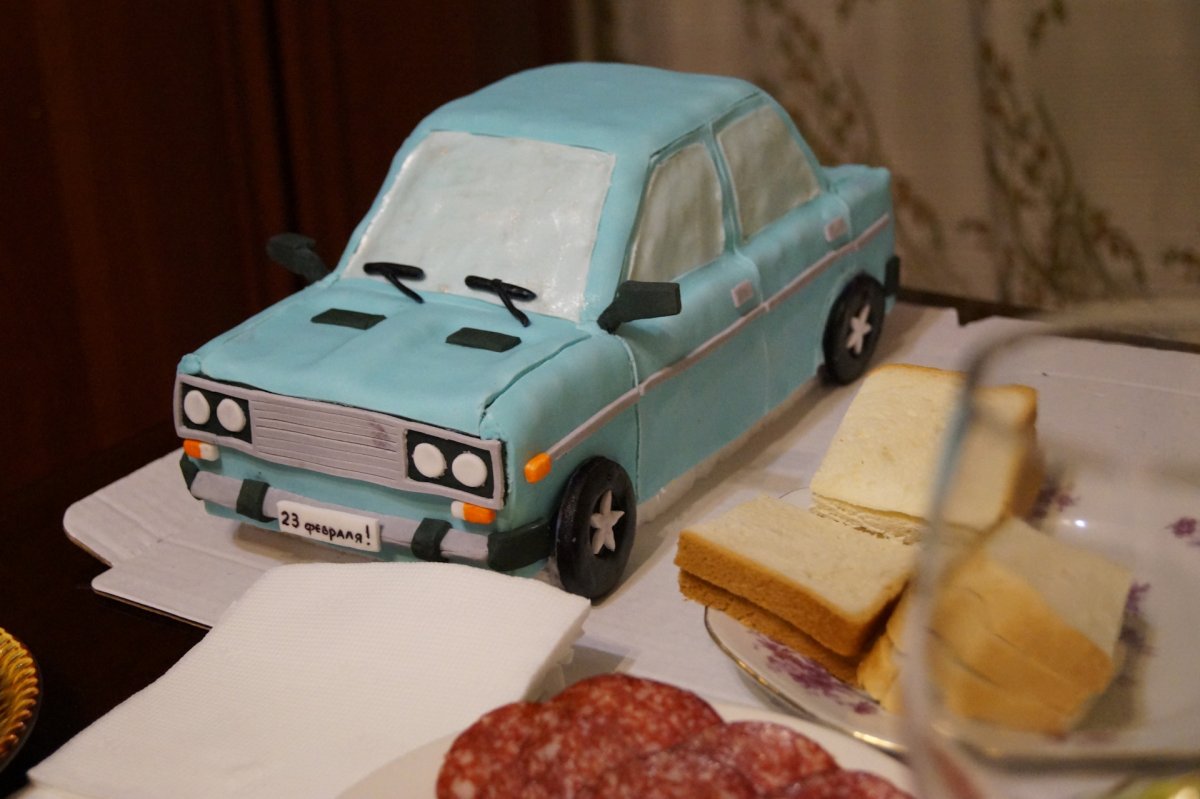 Торт с машинками для мальчика