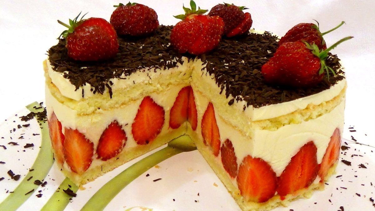 Французский торт с клубникой Фрезье