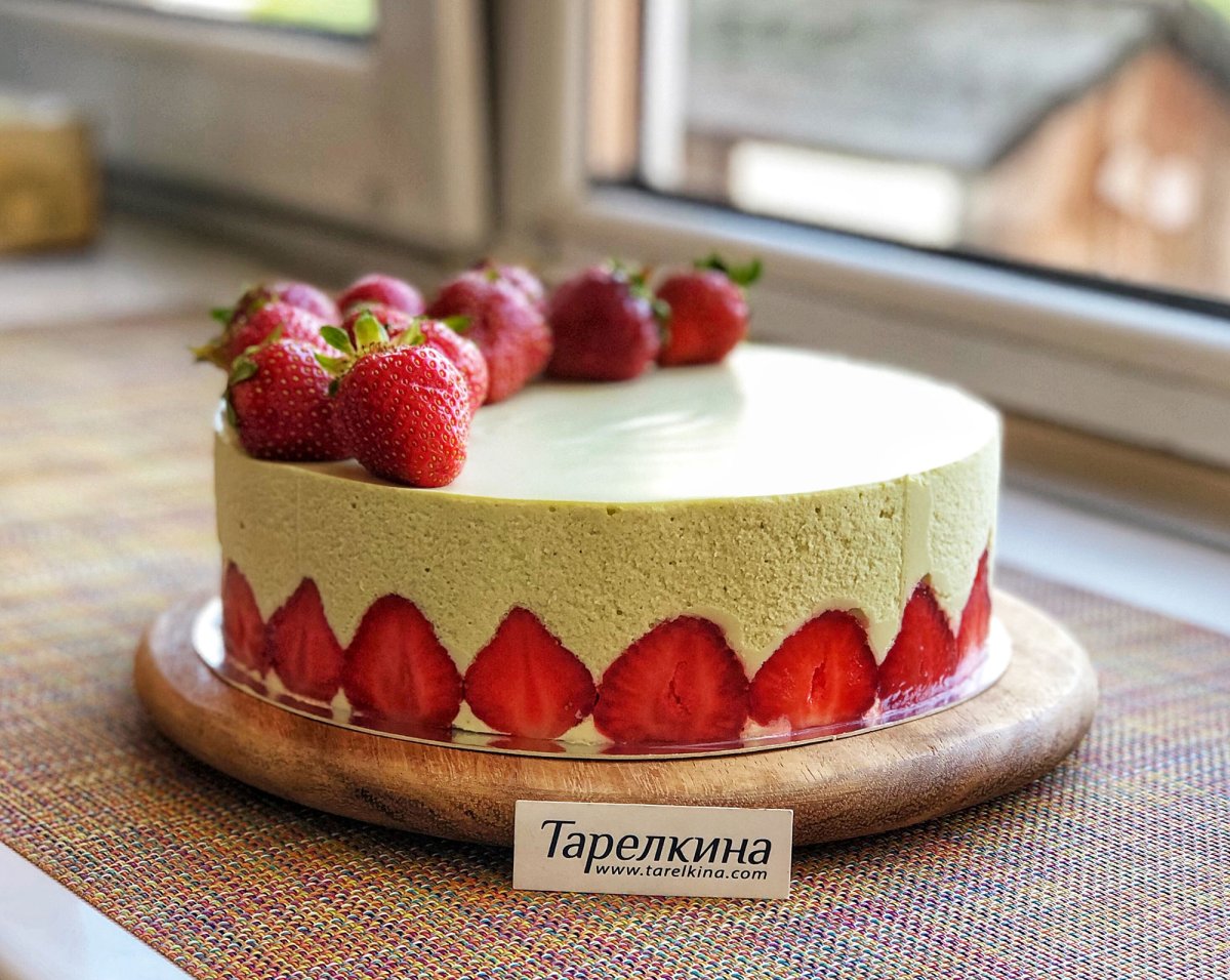 Торт Фрезье фисташка