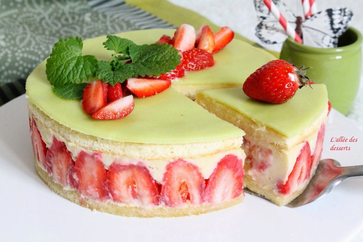 Французский торт с клубникой Фрезье