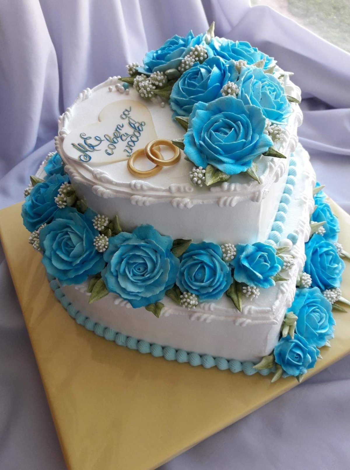 Кремовый торт на свадьбу