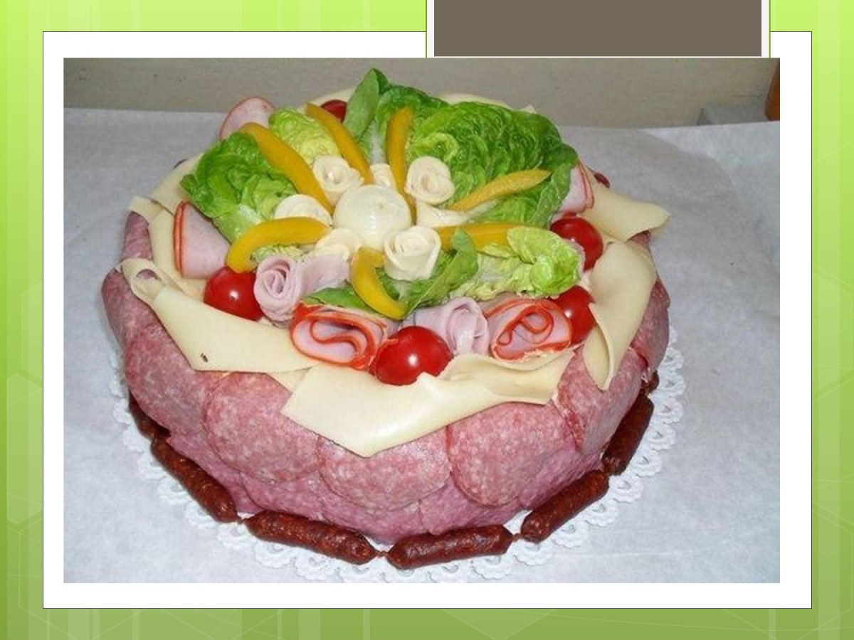 Красивый мясной торт