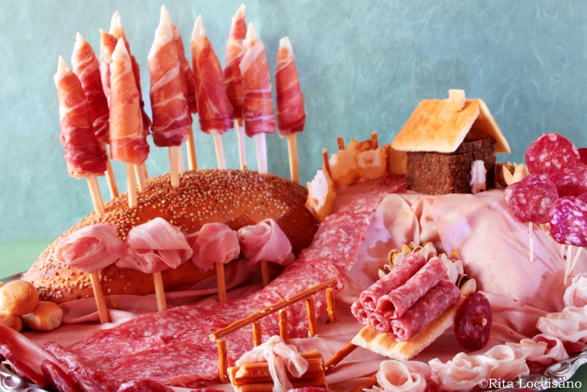Мясной торт для мужчины