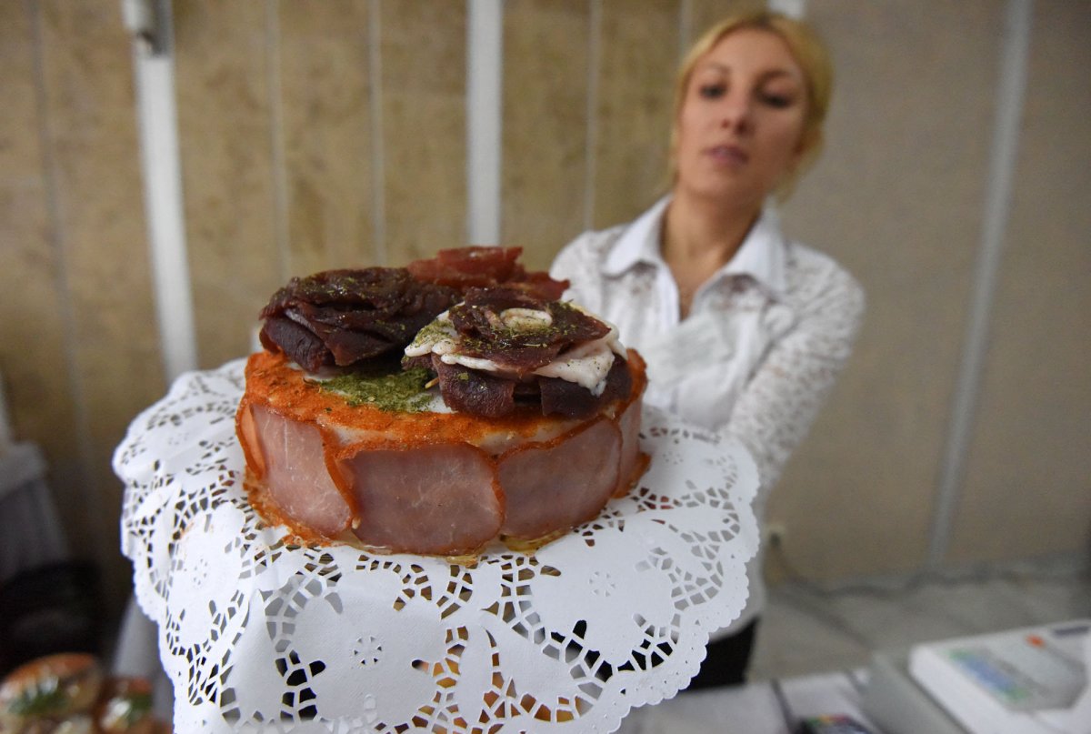 Торт для собаки из мяса
