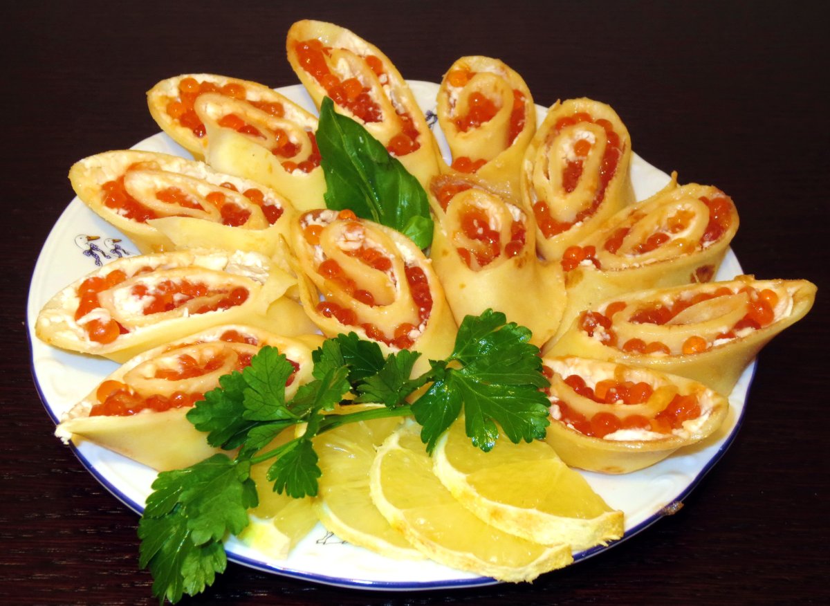 Блины с красной икрой