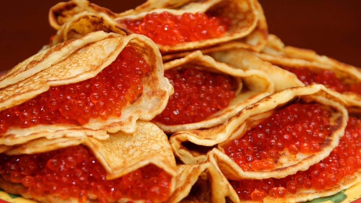 Блины с черной икрой