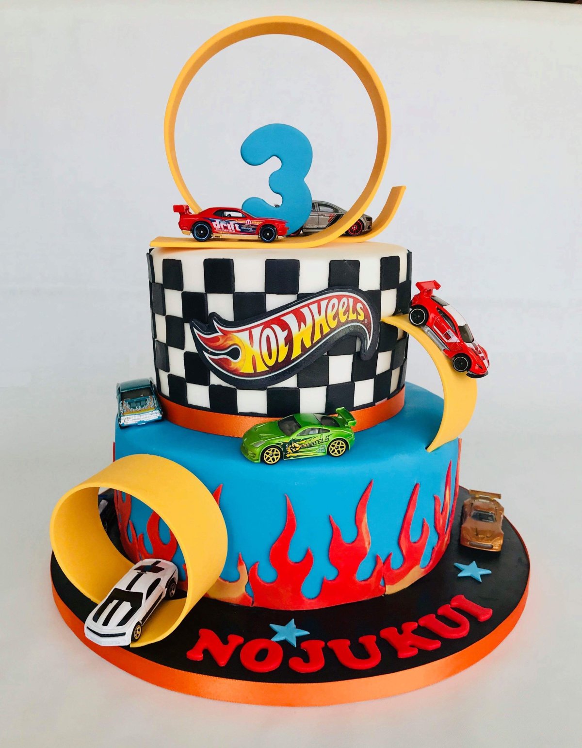 Торт hot Wheels без мастики