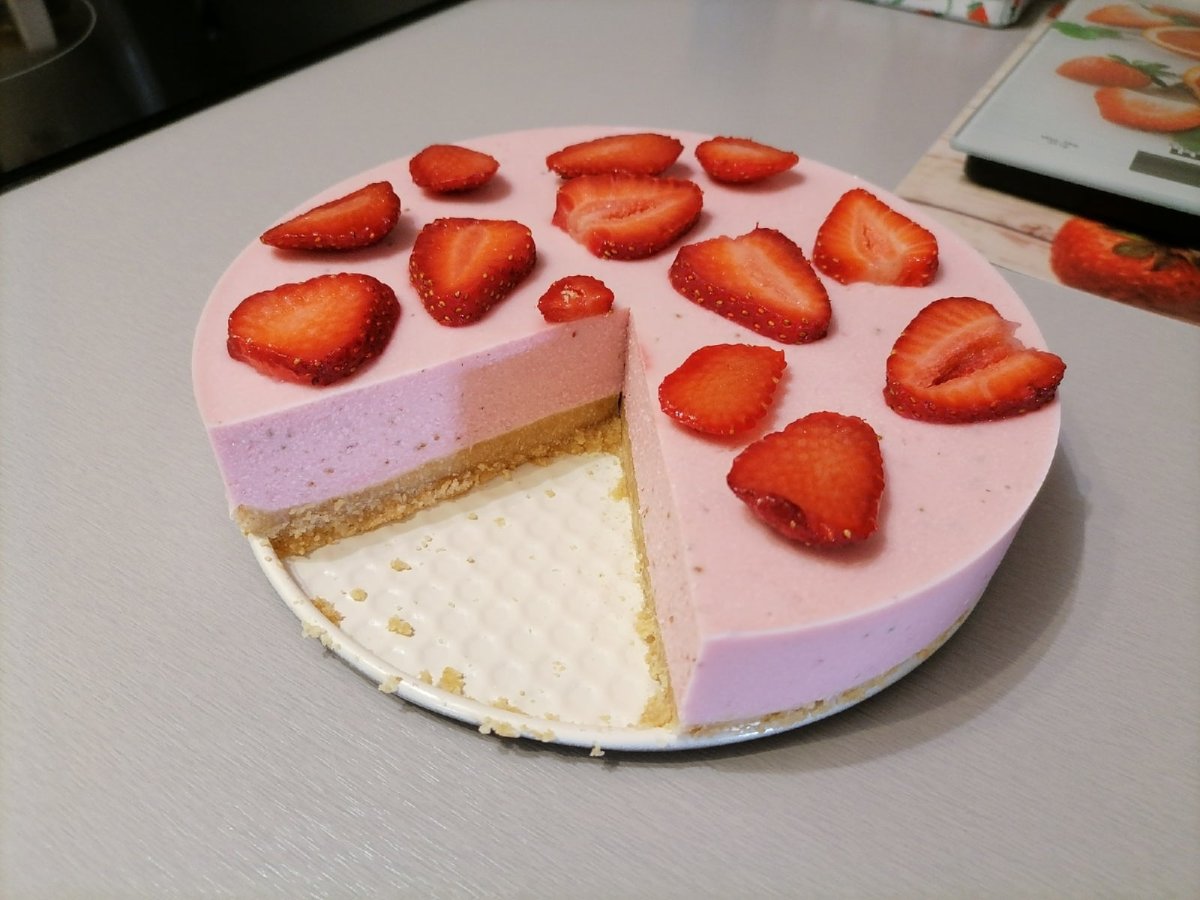 Мини чизкейки с клубникой