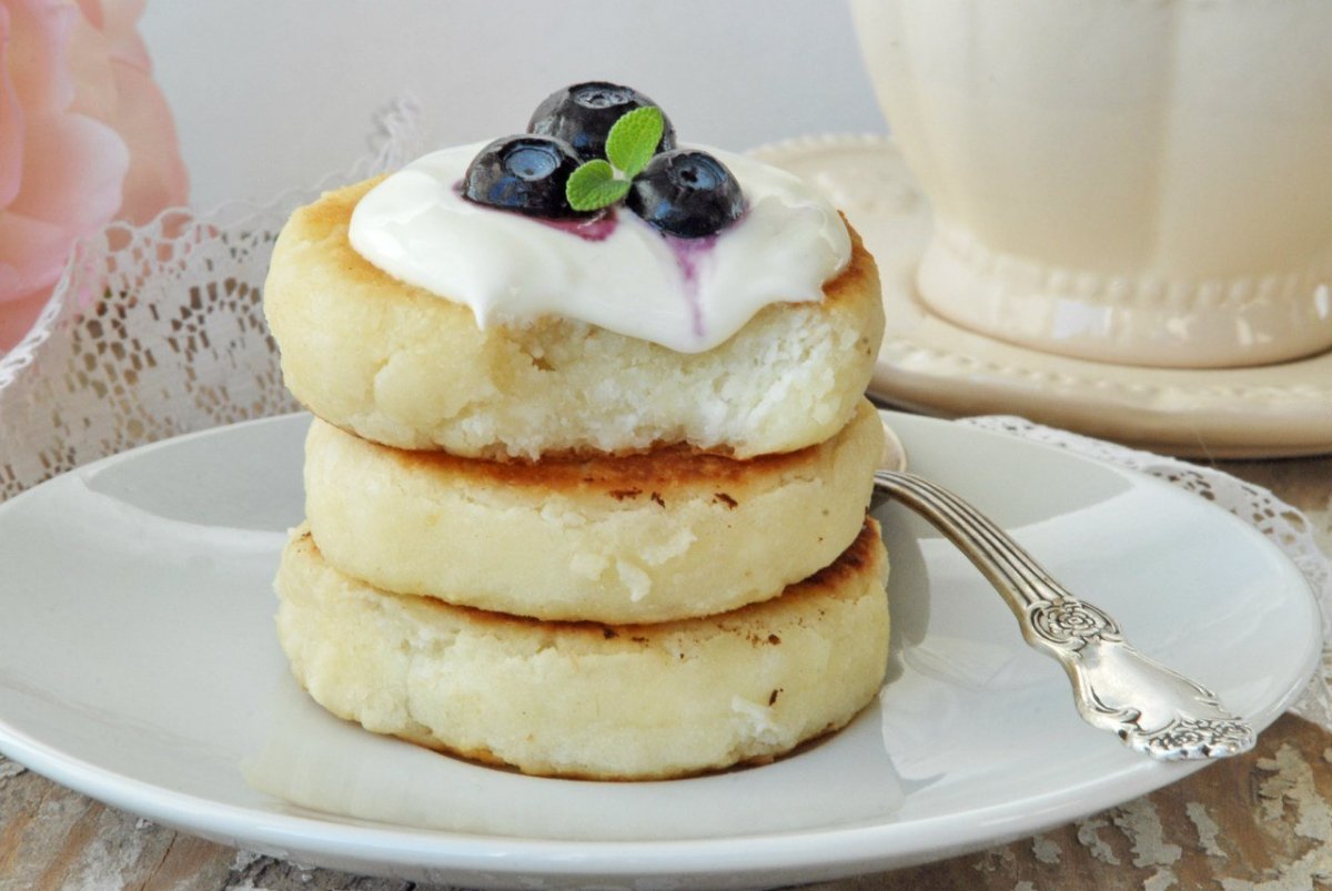 Корзиночки с кремом и ягодами