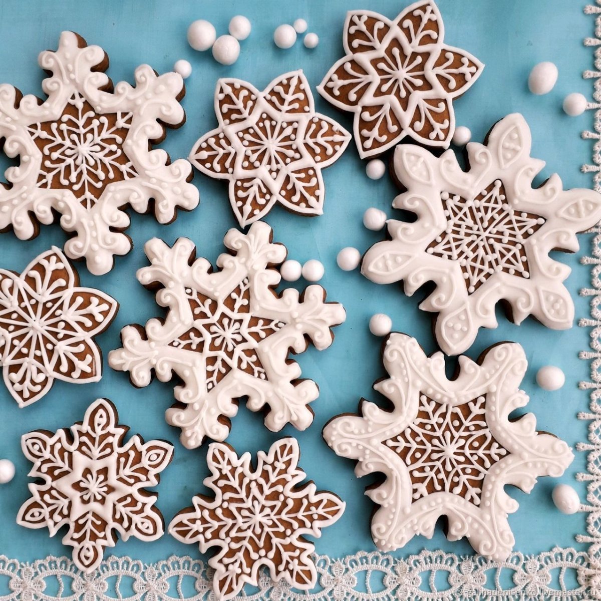 Пряники снежинки новогодние